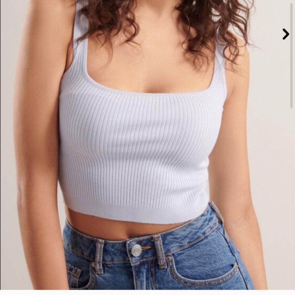 Light purple tank top